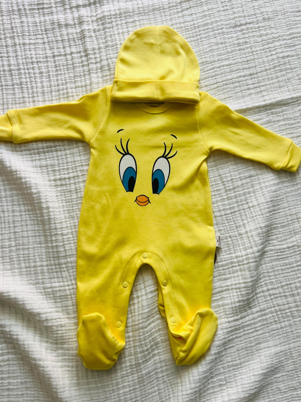 Sarı Tweety tulum ve şapka